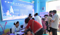 云南省昆明市计生协联合市妇幼保健院开展优生优育服务下基层活动