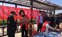 江苏省句容市白兔镇计生协为老人送服务进社区