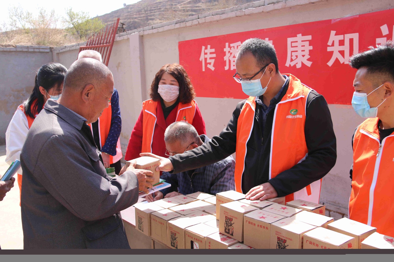 72ba6111fd3c93deebc2c65287a1fe6_副本.jpg