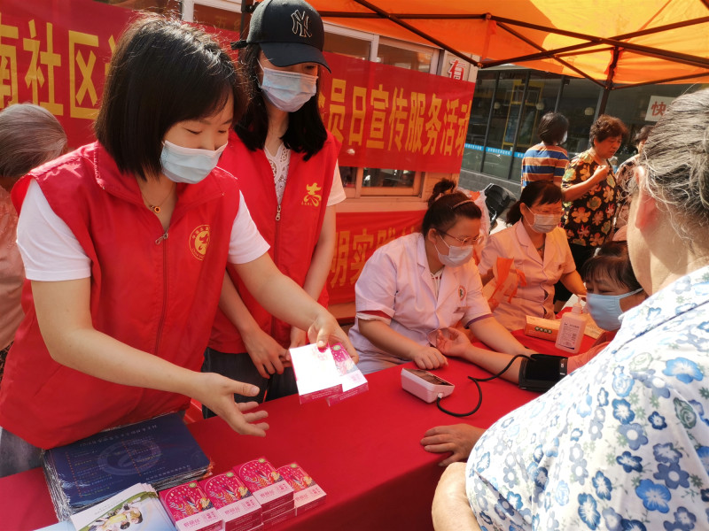 免费发放避孕药具_副本.jpg