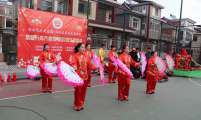 情暖元宵齐相聚 居民同乐一家亲