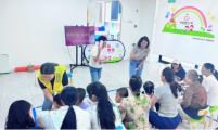 天津市红桥区计生协在市级“向日葵亲子小屋”开展 “普惠托育 科学育儿”主题宣传活动